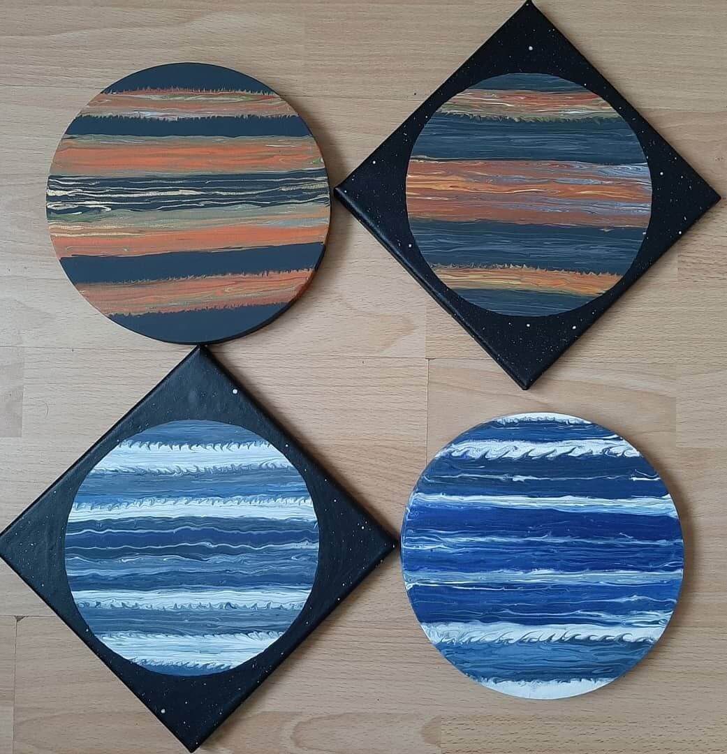 4 Planets