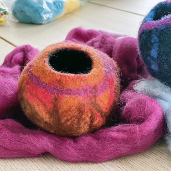 Sculptural Bowls with Lydia Rain